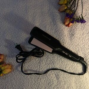 Remington Black Hair Straightener